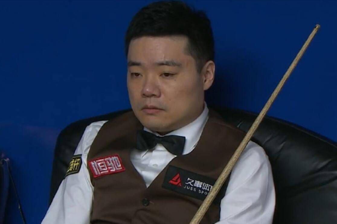 精品久久综合一区二区