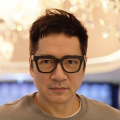 镜中佳人